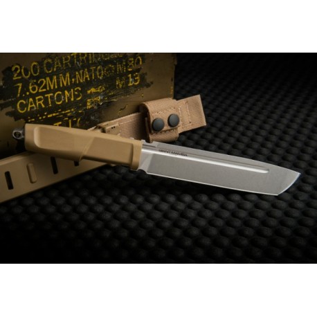 Couteau de combat Extrema Ratio Giant Mamba chez www.equipements-militaire.com
